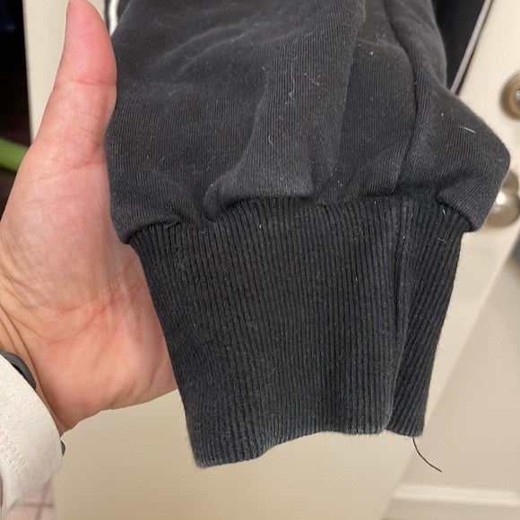 These would be a size 12-14. - Picture 4 of 5